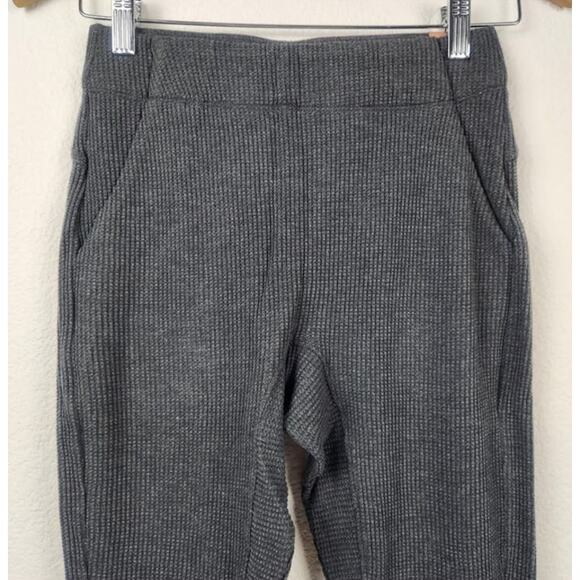 Lunya Restore Thermal High Rise Legging in Mellow Gray Heather Size XS NWOT - Picture 4 of 12